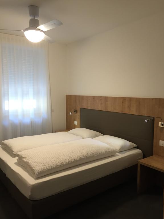 R&B La Calzoleria Hotell Mori Rom bilde