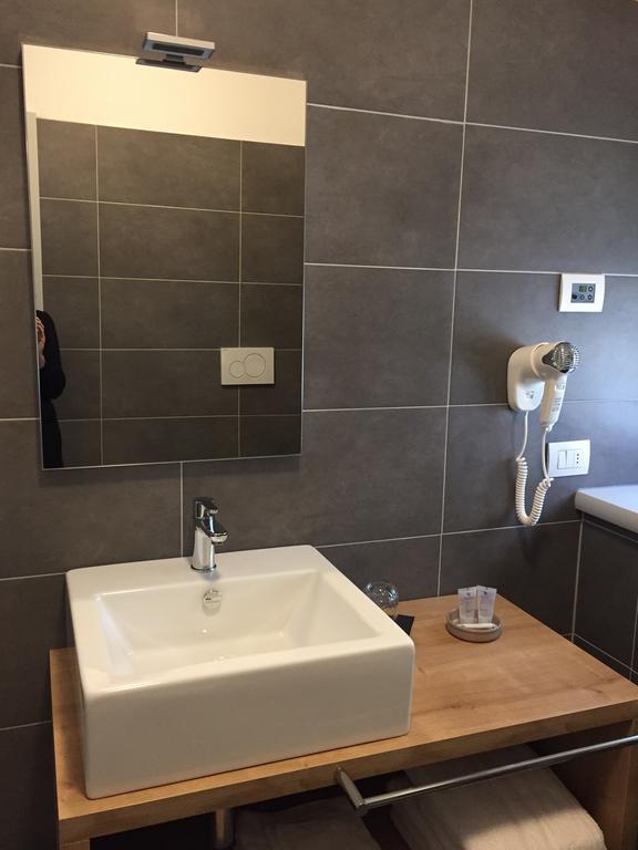 R&B La Calzoleria Hotell Mori Eksteriør bilde
